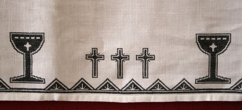 Fil:Vinje, altarduk (e), AMH 2007.jpg