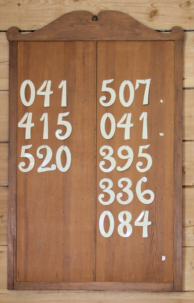 Fil:Vinje, salmenummertavle, AMH 2007.jpg