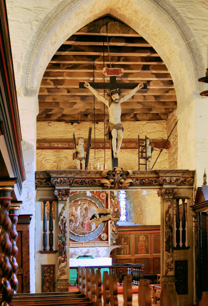 Fil:Voss, korboge med korskilje, AMH 2005.jpg