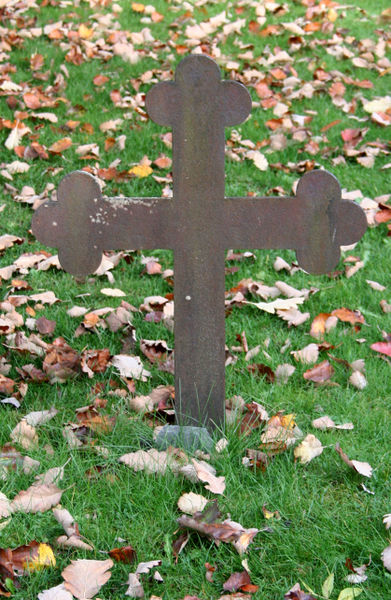 Fil:Voss, kross i støypejarn, AMH 2007.jpg