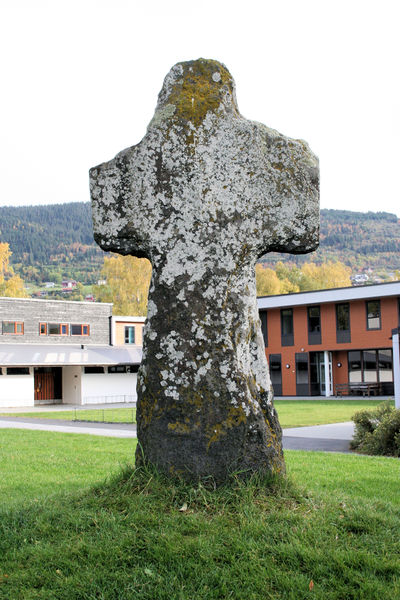 Fil:Voss, krossen sett mot sør, AMH 2007.jpg